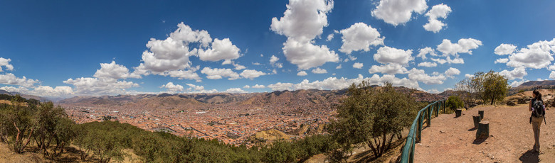 Schöne Aussicht von den Ruinen Sacsayhuaman über Cusco.